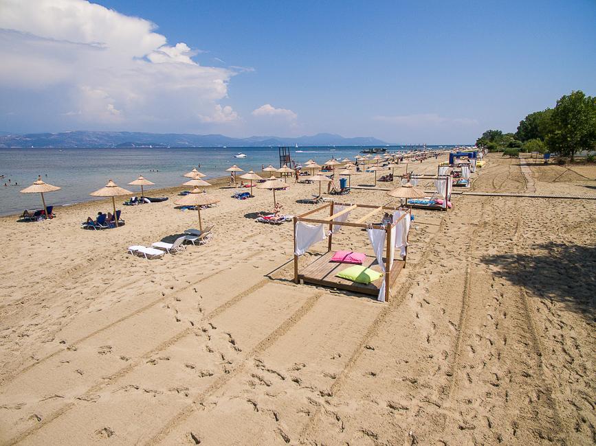 Island Beach Kávos Екстериор снимка